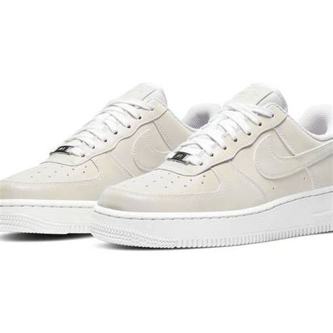 schuhe die im dunkeln leuchten nike|Diese Nike Air Force 1 leuchten im Dunkeln .